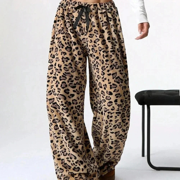 Multicolor Casual Women's Tie-Waist Fluffy Leopard Print Wide Leg Baggy Pants - Picture 5 of 6